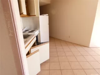 Photo #5: 202524901 Listing 