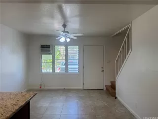 Photo #6: 202524912 Listing 