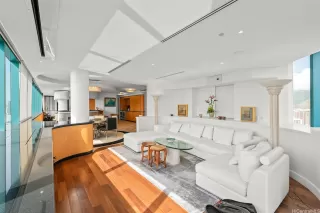 Photo #2: 202524956 Listing 