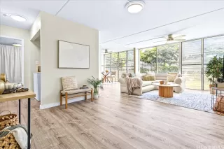 Photo #2: 202524977 Listing 