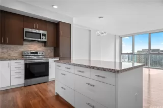 Photo #2: 202524982 Listing 