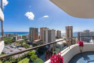 Photo #3: 202525015 Listing 