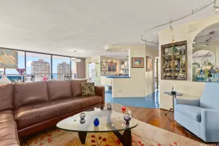 Photo #6: 202525015 Listing 