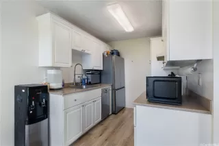 Photo #4: 202525016 Listing 