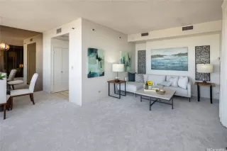 Photo #3: 202525018 Listing 