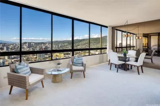 Photo #4: 202525018 Listing 