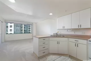 Photo #3: 202525044 Listing 