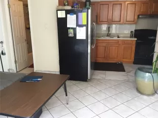 Photo #2: 202525055 Listing 