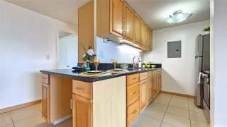 Photo #5: 202525062 Listing 