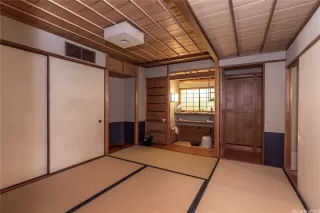 Photo #2: 202525065 Listing 