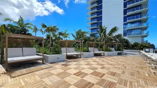 Photo #2: 202525091 Listing 