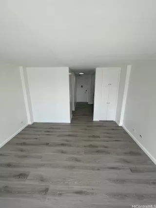 Photo #3: 202525143 Listing 