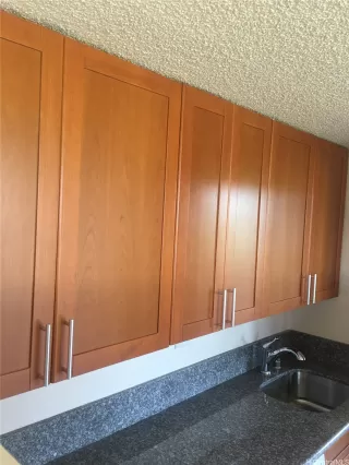 Photo #5: 202525153 Listing 