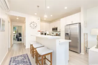 Photo #4: 202525159 Listing 