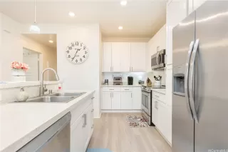 Photo #6: 202525159 Listing 