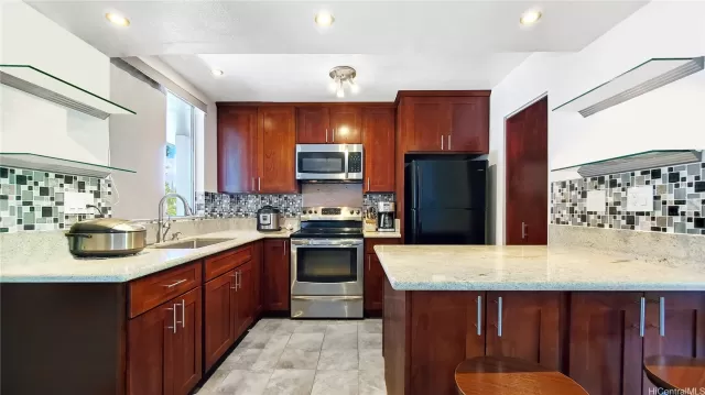 MLS: 202525169 Condo For Sale