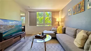 Photo #2: 202525169 Listing 