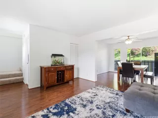 Photo #2: 202525175 Listing 