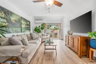 Photo #2: 202525185 Listing 