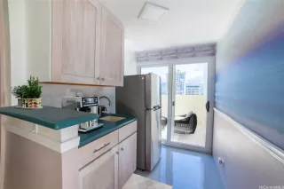 Photo #3: 202525188 Listing 