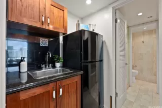 Photo #2: 202525195 Listing 