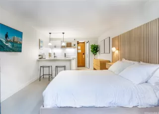 Photo #4: 202525202 Listing 