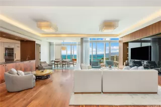 Photo #2: 202525203 Listing 