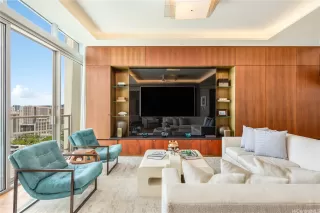 Photo #4: 202525203 Listing 