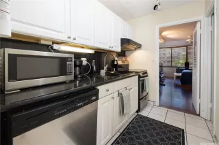 Photo #3: 202525205 Listing 