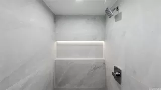 Photo #3: 202525212 Listing 