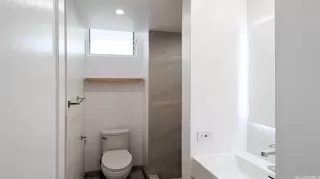 Photo #4: 202525212 Listing 