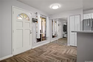 Photo #2: 202525221 Listing 