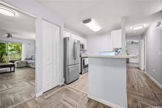 Photo #5: 202525221 Listing 