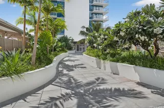 Photo #3: 202525232 Listing 