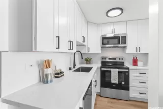 Photo #4: 202525246 Listing 