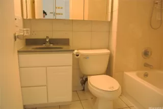 Photo #5: 202525296 Listing 