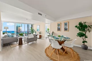 Photo #2: 202525311 Listing 