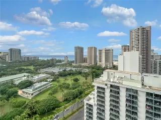 Photo #3: 202525313 Listing 