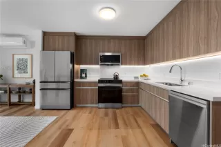 Photo #5: 202525338 Listing 