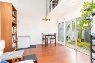 Photo #2: 202525379 Listing 