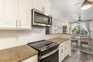 Photo #6: 202525382 Listing 