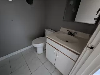 Photo #6: 202525386 Listing 