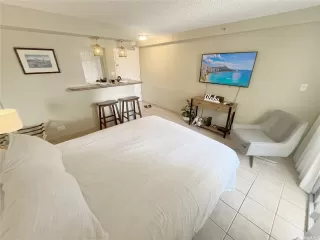 Photo #2: 202525409 Listing 