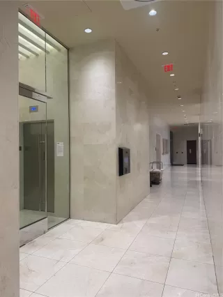 Photo #2: 202525428 Listing 