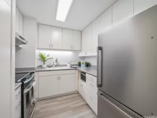 Photo #2: 202525444 Listing 