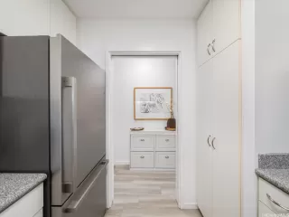 Photo #3: 202525444 Listing 