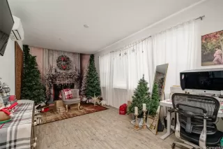 Photo #5: 202525448 Listing 