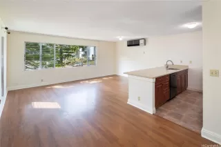 Photo #2: 202525453 Listing 