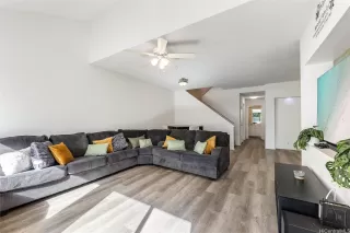 Photo #5: 202525455 Listing 