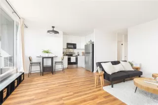 Photo #2: 202525460 Listing 